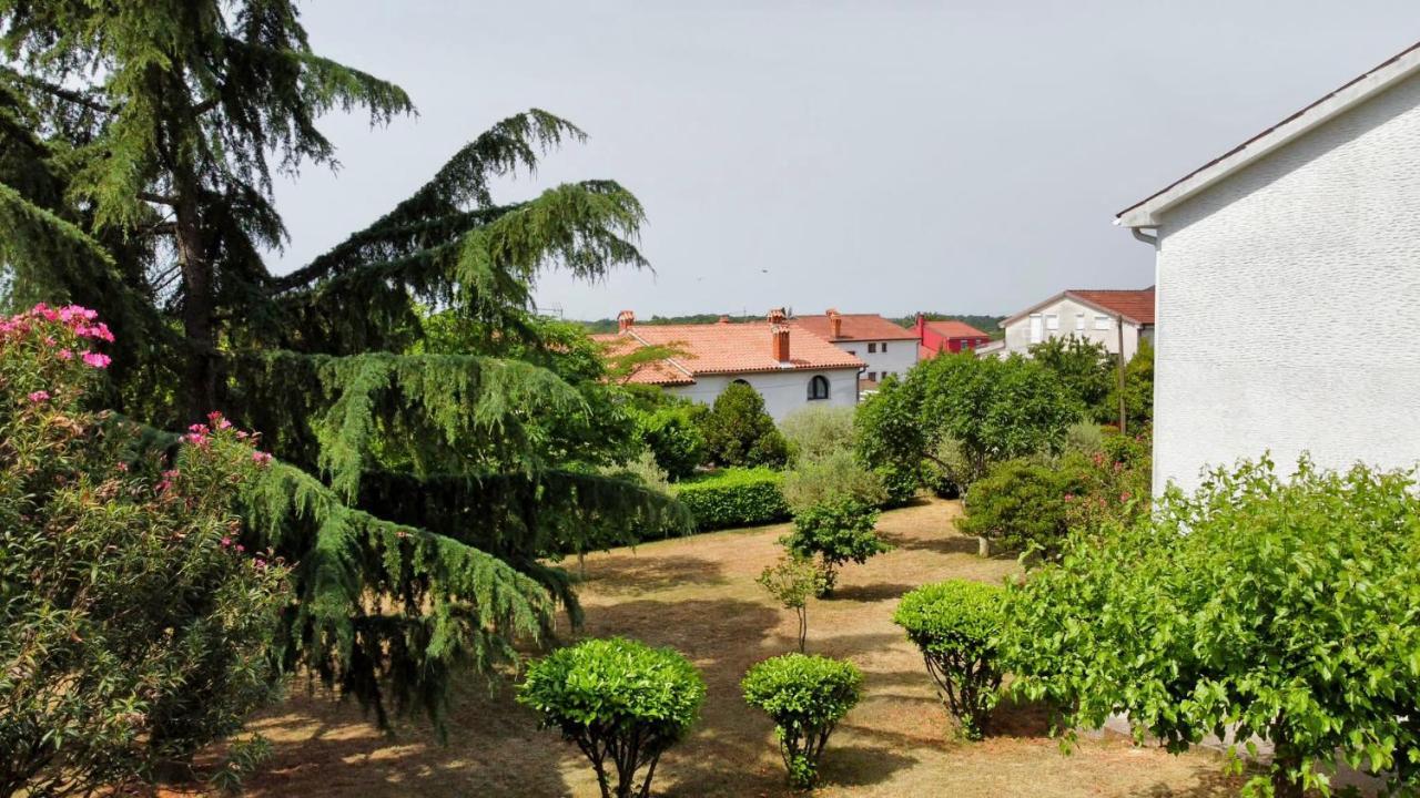 사부드리자 Valica Gardens 빌라 외부 사진